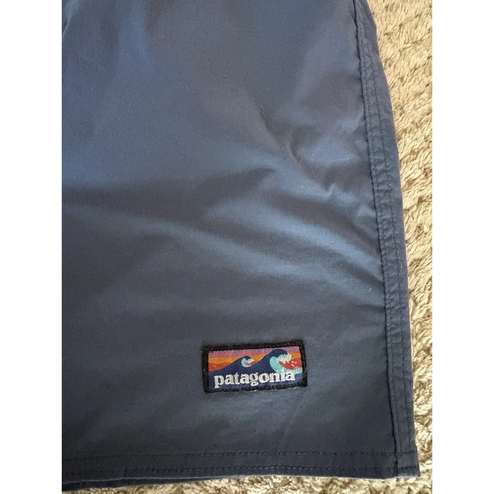 Patagonia Men's Stretch Wavefarer Boardshorts Stone Blue | Mens Size 40 Resort
